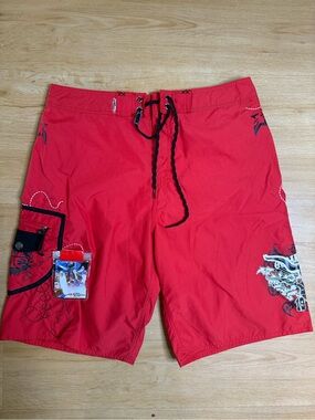 Ocean & Earth Red Men's Swim Board Shorts w Graphic Pockets & Removable Liner
